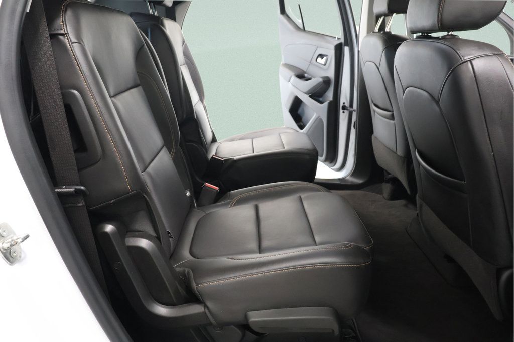 Used 2021 Chevrolet Traverse LT FWD image 31