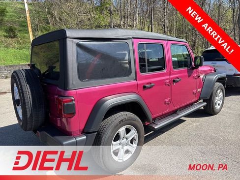 Used 2022 Jeep Wrangler Unlimited Sport image 3
