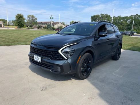 Used 2025 Kia Sportage X-Line w/ Premium Package AWD/4WD image 2
