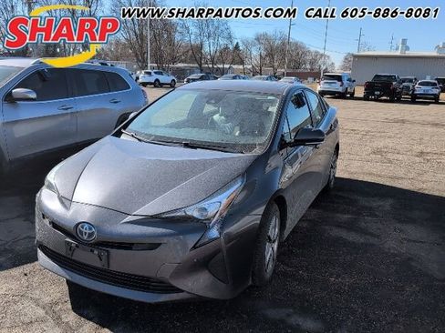 Used 2018 Toyota Prius Three w/ Advanced Technology Package image 1