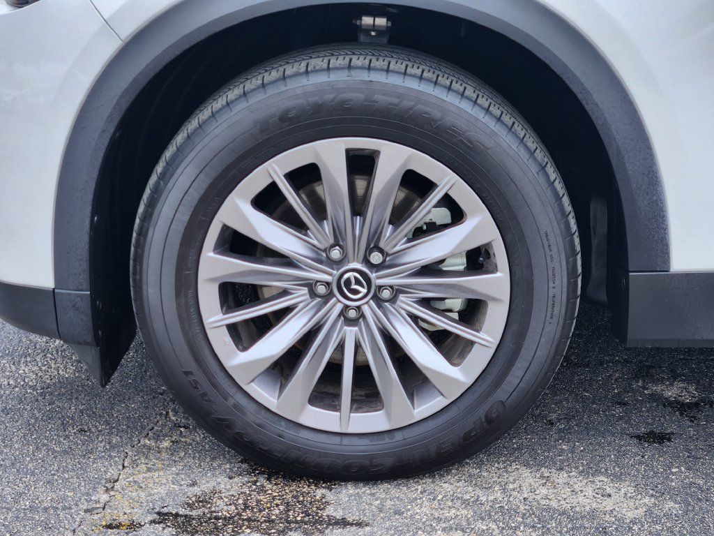 Used 2025 MAZDA CX-90 Plug-In Hybrid w/ Preferred AWD/4WD image 10