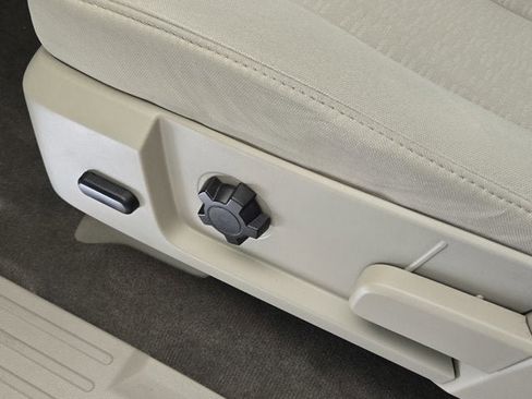 Used 2011 Ford Expedition XLT w/ HD Trailer Tow Pkg image 22