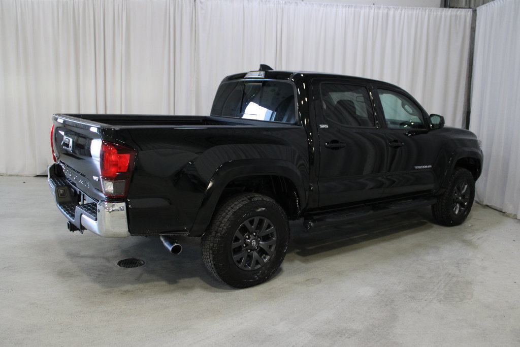 Used 2023 Toyota Tacoma SR5 AWD/4WD image 32