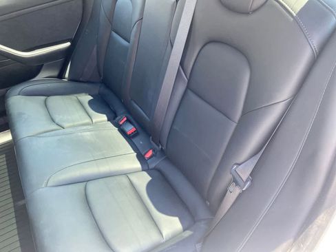 Used 2021 Tesla Model 3 Standard Range Plus RWD image 11