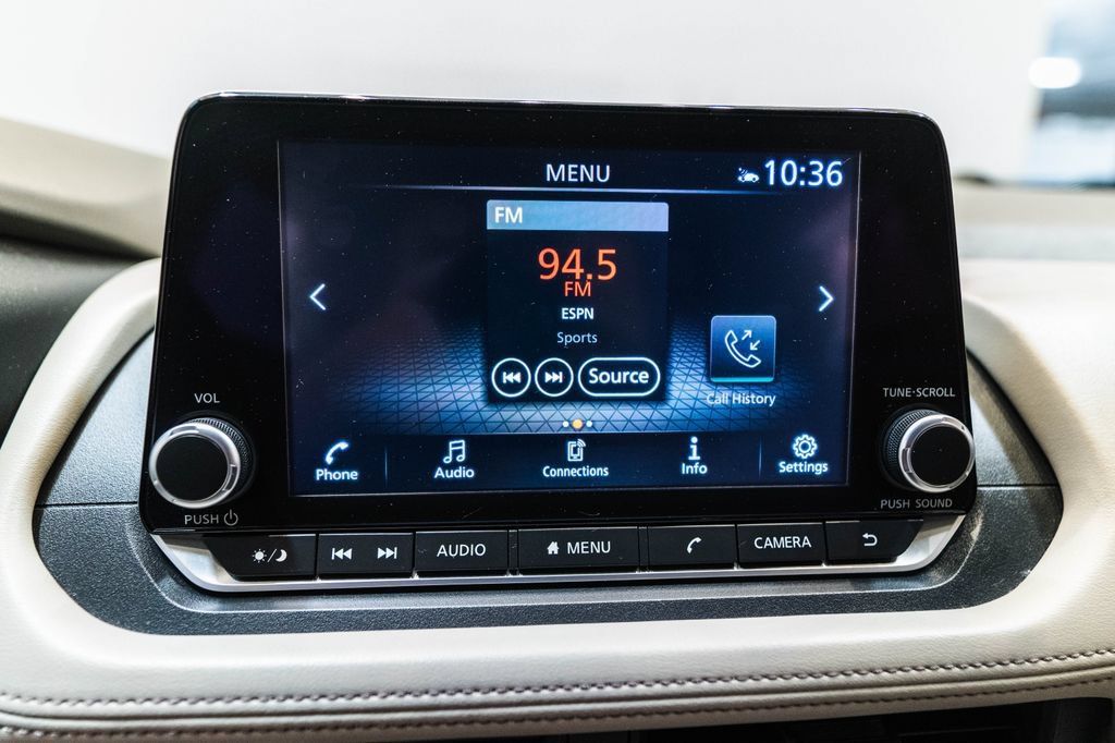 Used 2023 Nissan Rogue SV FWD image 28
