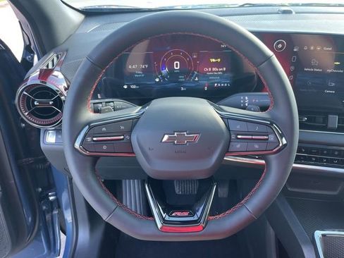 New 2026 Chevrolet Equinox RS w/ Convenience Package III FWD image 18