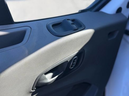 Used 2024 Ford Transit 250 Low Roof w/ Exterior Upgrade Package image 59