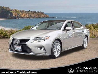Used 2016 Lexus ES 350 w/ Ultra Luxury Package