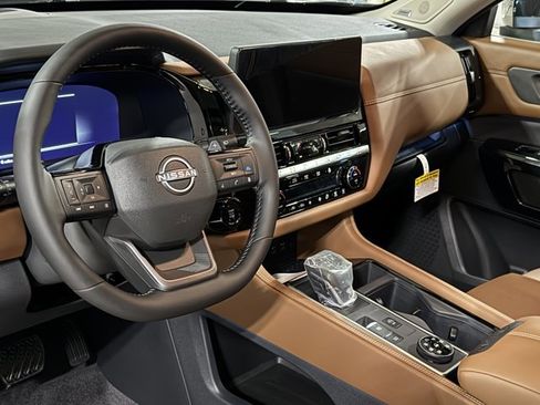 New 2026 Nissan Pathfinder Platinum AWD/4WD image 24