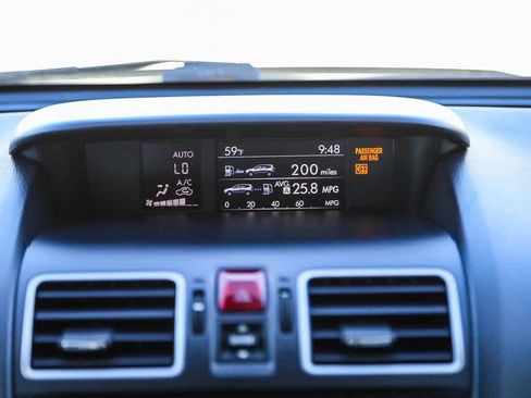 Used 2017 Subaru Forester 2.5i Premium w/ All-Weather Package image 13