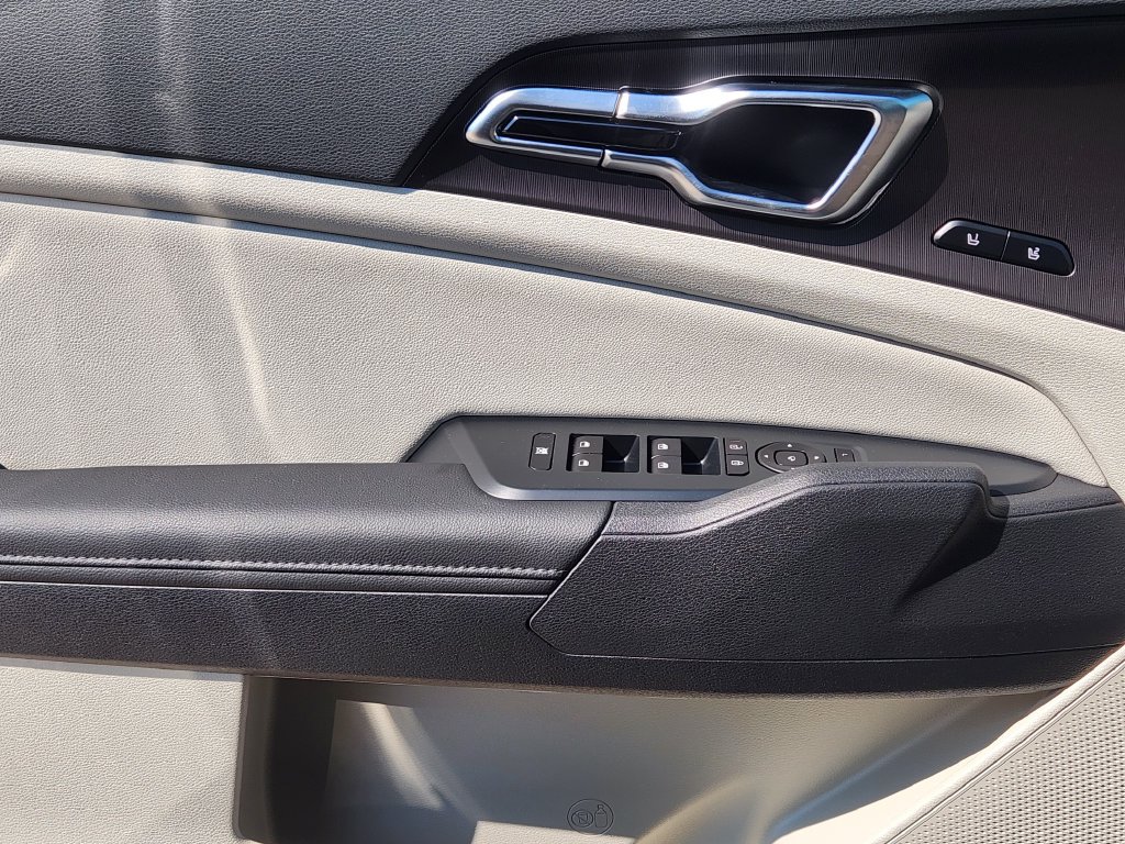 New 2026 Kia Sportage SX FWD image 22