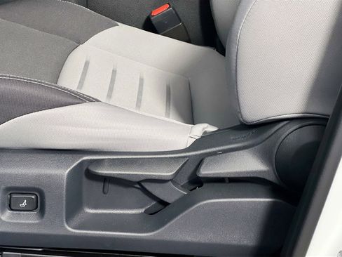 Used 2025 Toyota Tacoma TRD Sport image 15