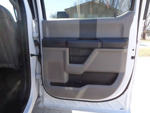 Used 2022 Ford F250 XL w/ Power Equipment Group AWD/4WD image 29