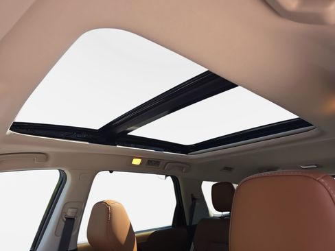New 2026 Nissan Pathfinder Platinum FWD image 28