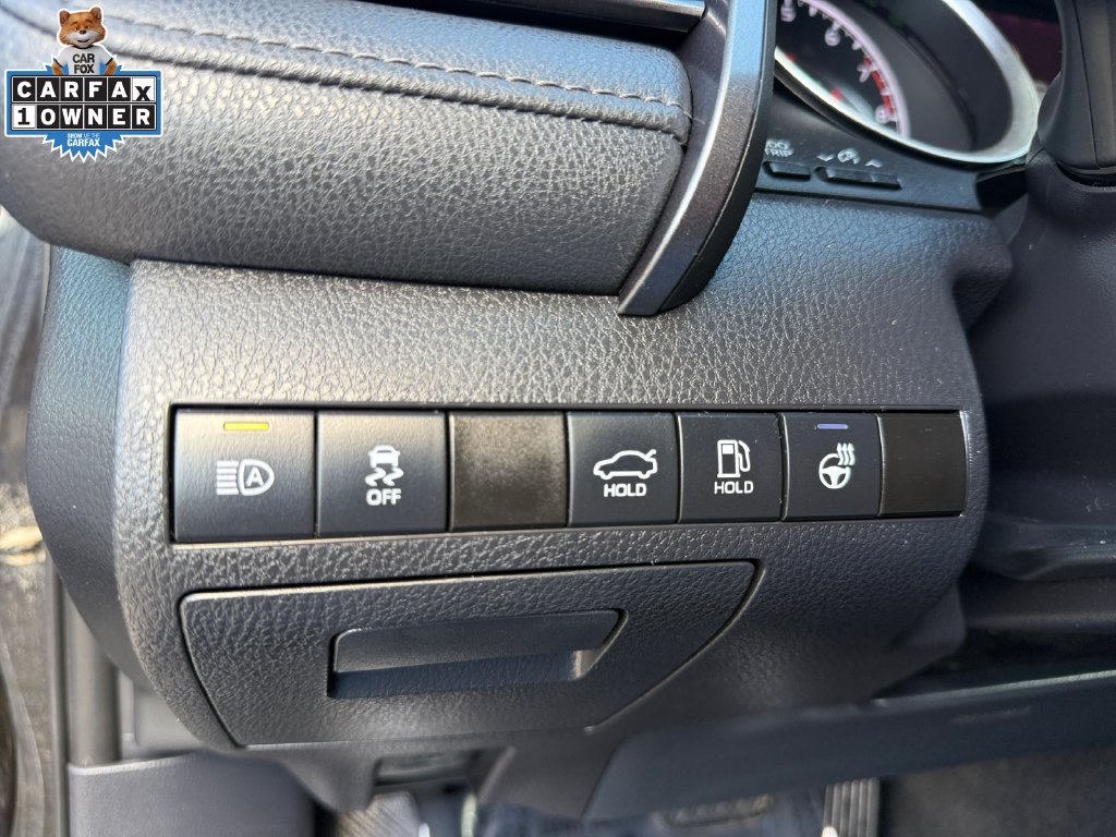 Used 2021 Toyota Camry XLE AWD/4WD image 29