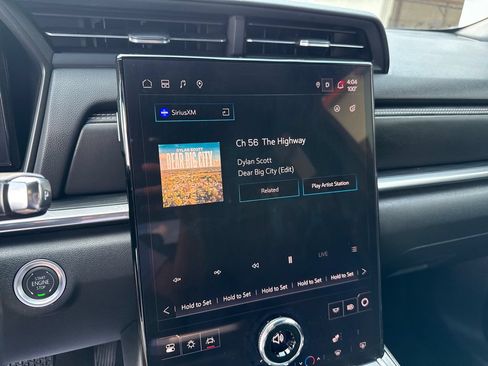 Used 2025 GMC Terrain Elevation AWD/4WD image 18