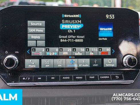 Used 2023 Mitsubishi Outlander SE image 42