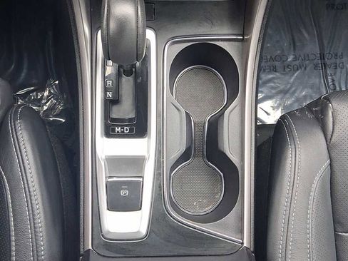 Used 2022 Subaru Ascent Limited w/ Technology Package image 23