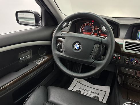 Used 2007 BMW 750i image 22