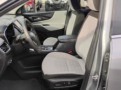 Used 2023 Chevrolet Equinox LT FWD image 13