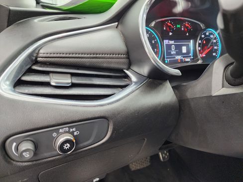 Used 2017 Chevrolet Malibu Premier w/ Premier Sun and Wheel Package image 42