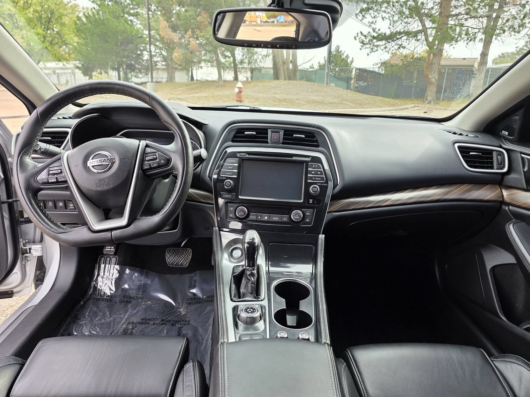 Used 2017 Nissan Maxima Platinum FWD image 23