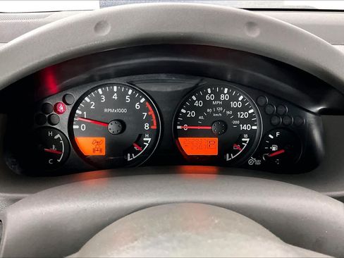 Used 2015 Nissan Frontier SV w/ SV Value Truck Package AWD/4WD image 23