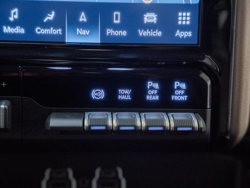 Used 2022 RAM 2500 Laramie AWD/4WD image 28