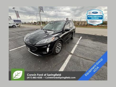 Used 2020 Ford Escape Titanium image 1