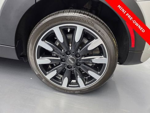 Used 2021 MINI Cooper S w/ Signature Upholstery Package image 17