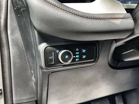 New 2026 Ford Explorer Active w/ Active Comfort Package RWD image 16