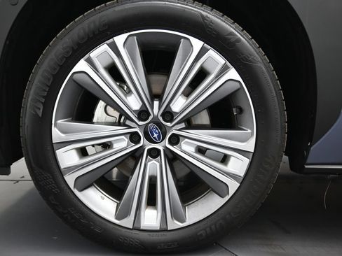 Used 2024 Subaru Solterra Limited image 36