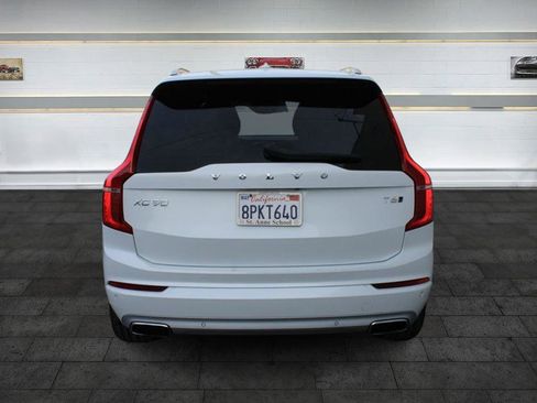 Used 2020 Volvo XC90 T6 Momentum image 6