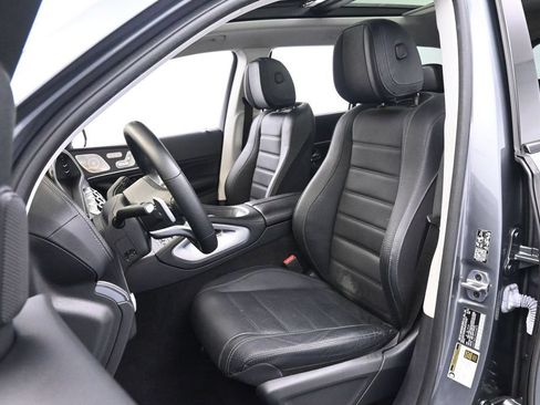 Used 2023 Mercedes-Benz GLS 580 4MATIC image 12