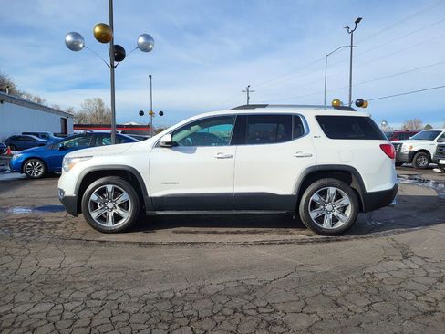 Used 2017 GMC Acadia SLT image 2