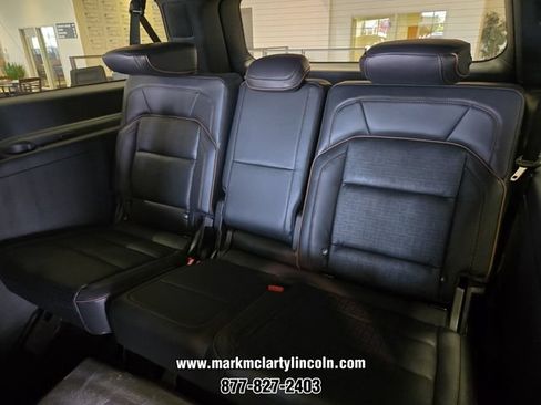 New 2026 Lincoln Navigator L Black Label AWD/4WD image 9