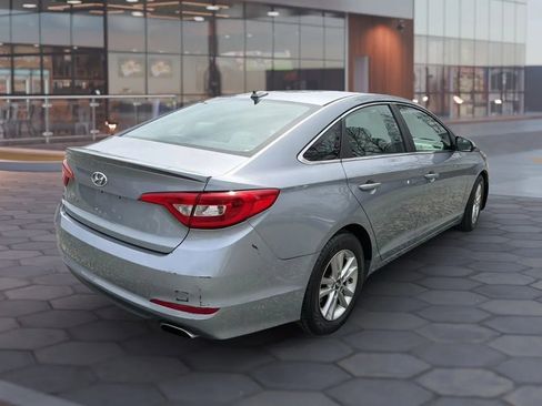 Used 2016 Hyundai Sonata SE FWD image 12