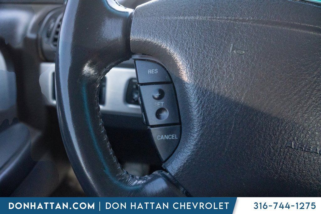 Used 2002 Ford Thunderbird RWD image 7
