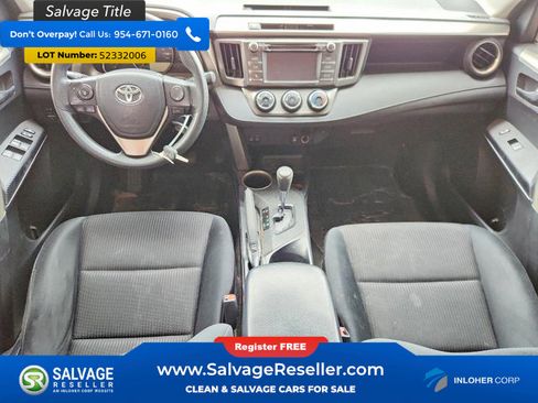 Used 2014 Toyota RAV4 LE FWD image 11