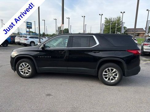 Used 2021 Chevrolet Traverse LS FWD image 6