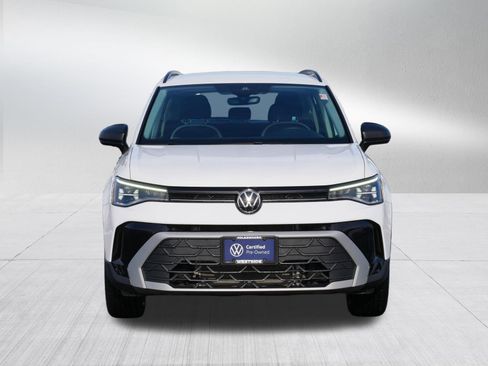 Certified 2025 Volkswagen Taos S image 2