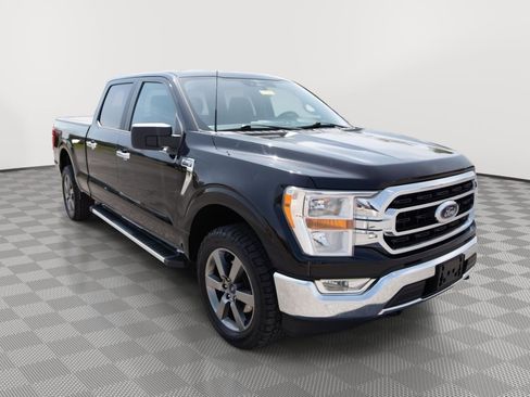 Used 2023 Ford F150 XLT w/ XTR Package AWD/4WD image 3