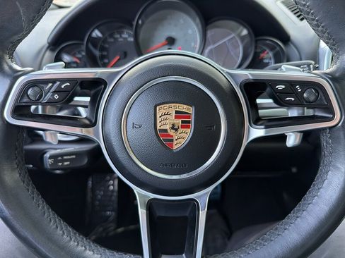 Used 2015 Porsche Cayenne S AWD/4WD image 25