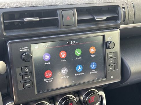 Certified 2025 Toyota GR86 Premium image 8