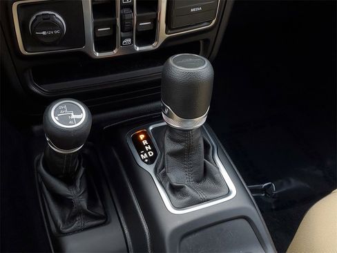 Used 2020 Jeep Gladiator Sport w/ Quick Order Package 24S image 29