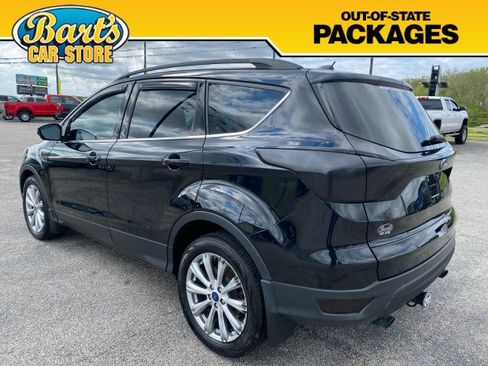 Used 2017 Ford Escape Titanium FWD image 4