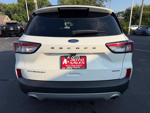 Used 2022 Ford Escape Titanium AWD/4WD image 7