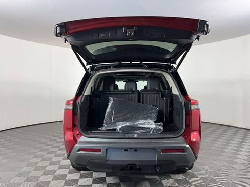 New 2026 Nissan Pathfinder Platinum image 49