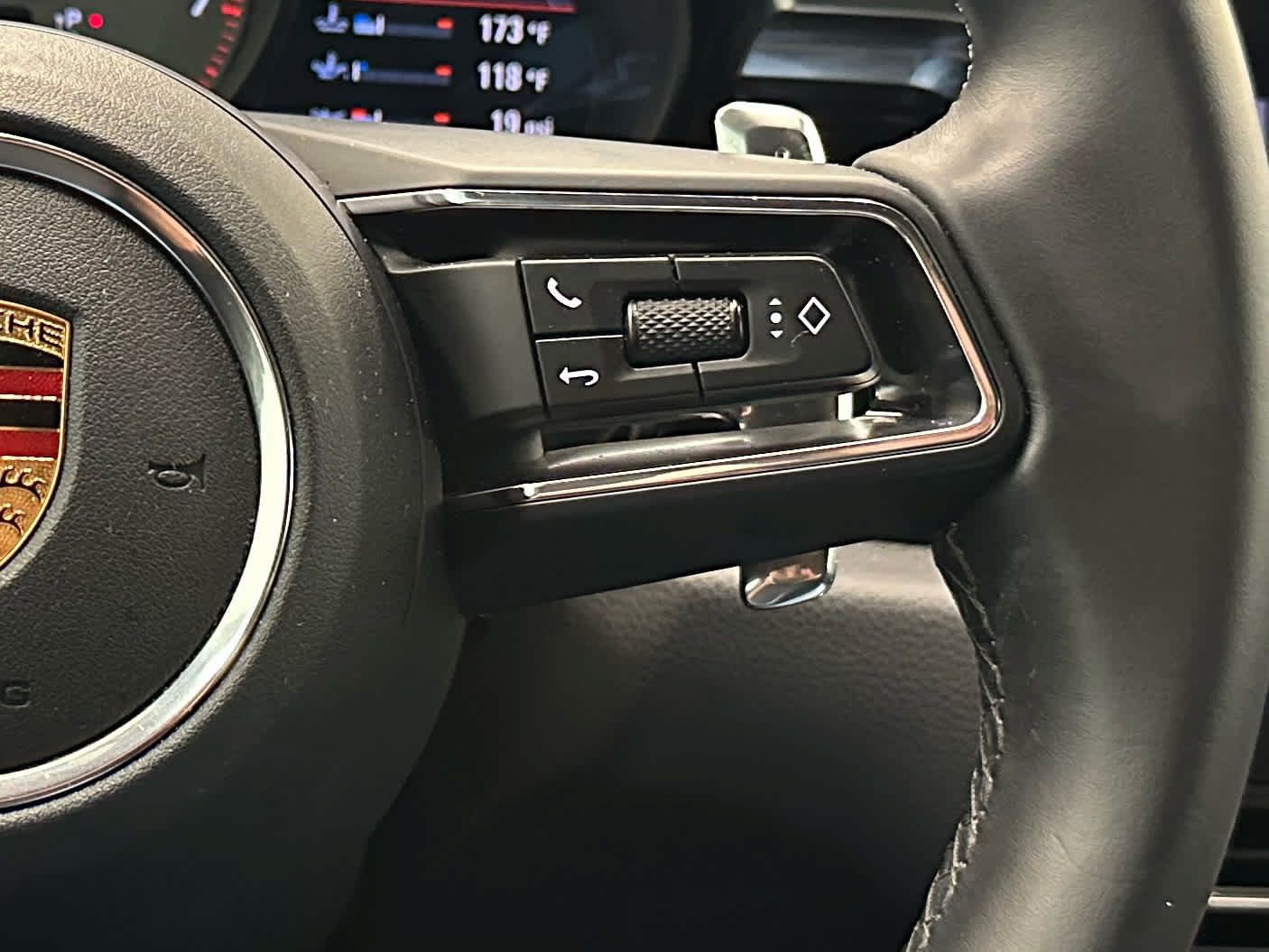 Used 2023 Porsche Macan S AWD/4WD image 26