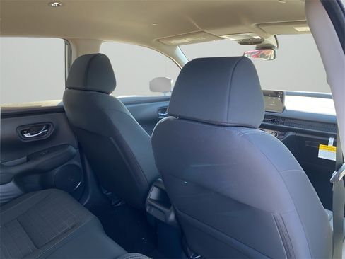 New 2026 Honda HR-V LX image 16